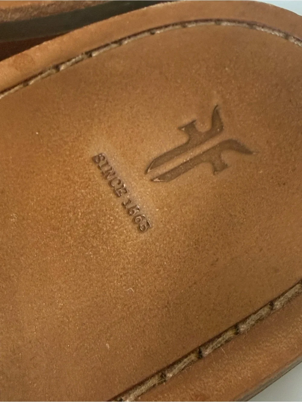 Frye 8.5 Leather Slide Sandal Boho Minimalist Preppy California Coastal Neutral